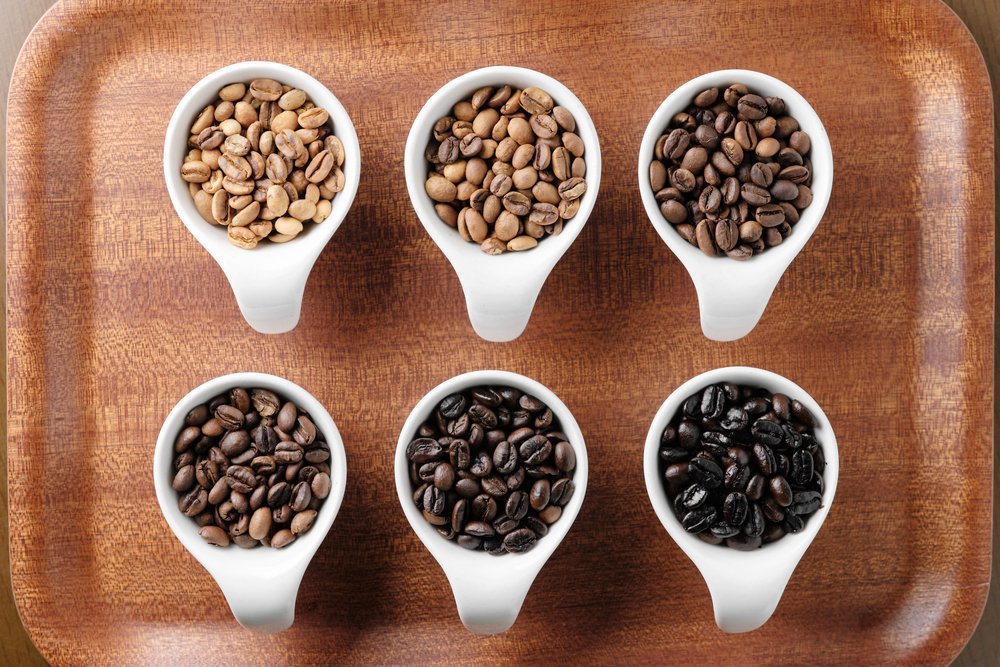 Tostado de café claro vs oscuro: todas las diferencias explicadas